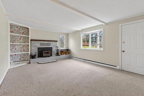24 Summit Street Auburn ME 04210