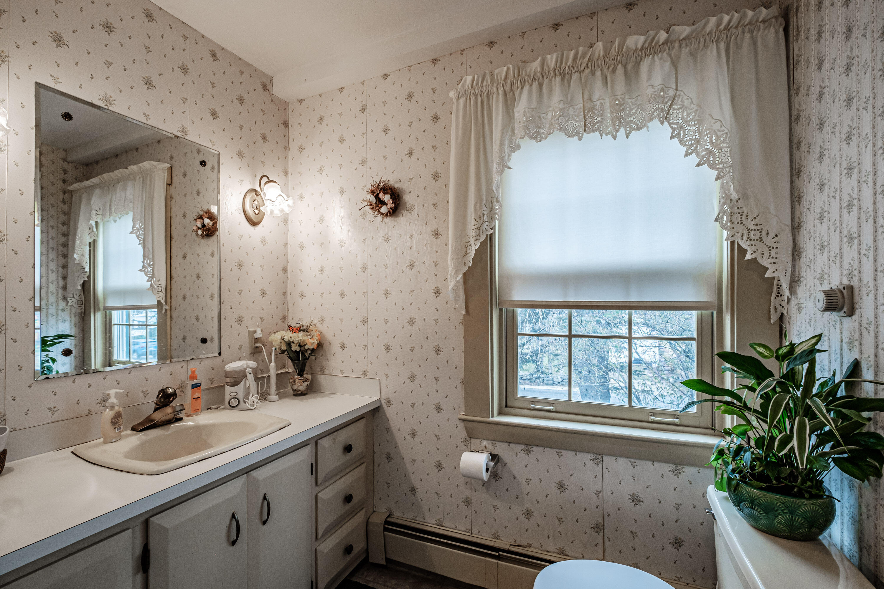 509 Paris Hill Road Paris ME 04281