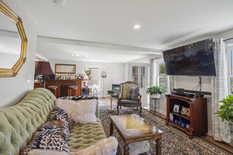 712 Back River Road Boothbay ME 04537