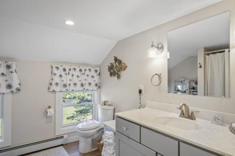 712 Back River Road Boothbay ME 04537