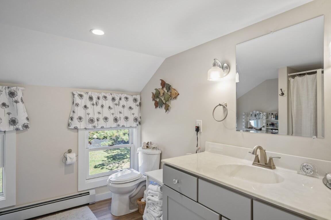 712 Back River Road Boothbay ME 04537