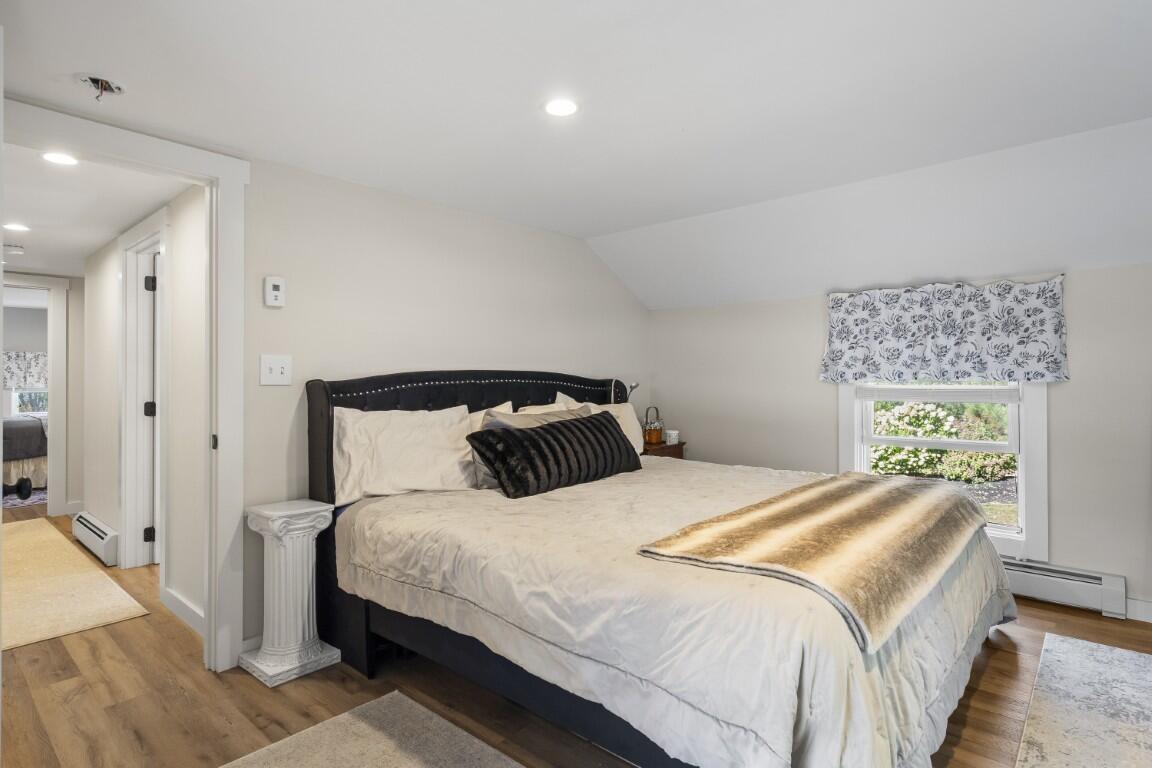 712 Back River Road Boothbay ME 04537