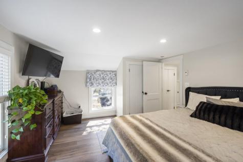 712 Back River Road Boothbay ME 04537