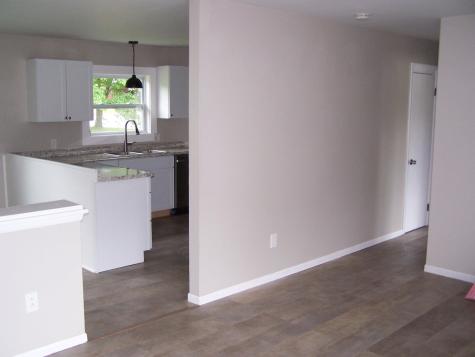 408 East Avenue Lewiston ME 04240