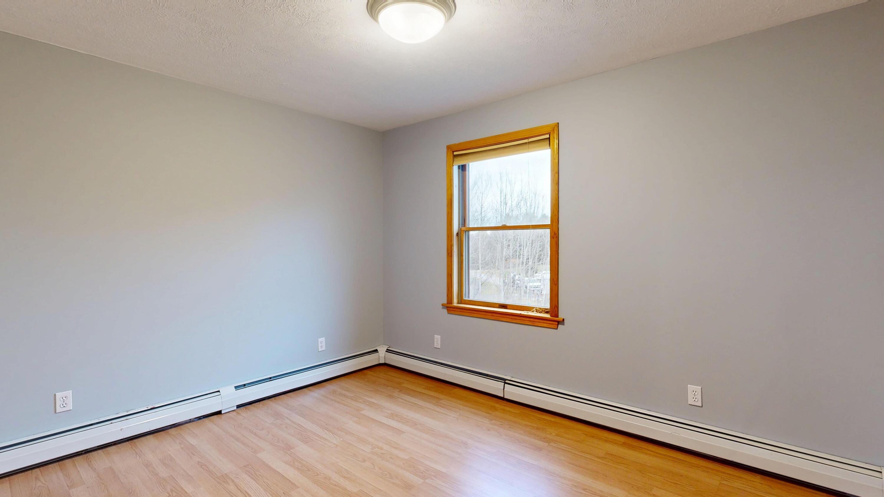 466 Middle Road Sabattus ME 04280