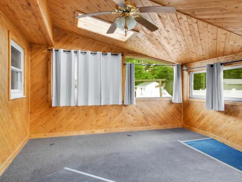 31 Spruce Street Madison ME 04950