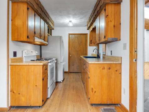 31 Spruce Street Madison ME 04950