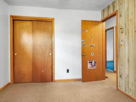 31 Spruce Street Madison ME 04950