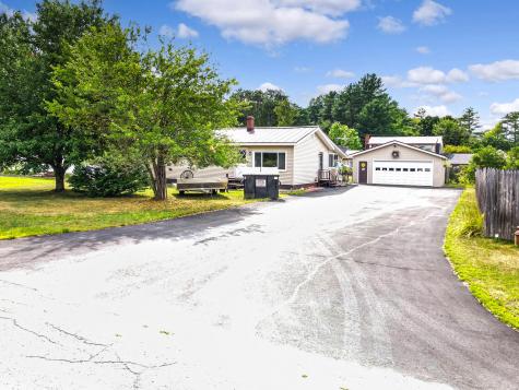 31 Spruce Street Madison ME 04950