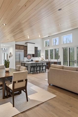 19 Evergreen Lane Newry ME 04261