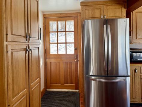 919 Island Avenue Long Island ME 04050