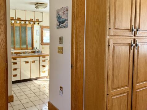 919 Island Avenue Long Island ME 04050