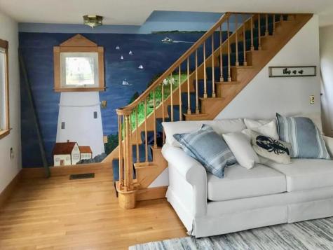 919 Island Avenue Long Island ME 04050