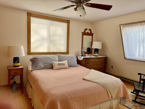 919 Island Avenue Long Island ME 04050