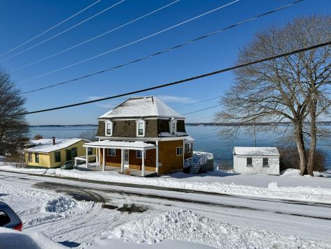 919 Island Avenue Long Island ME 04050