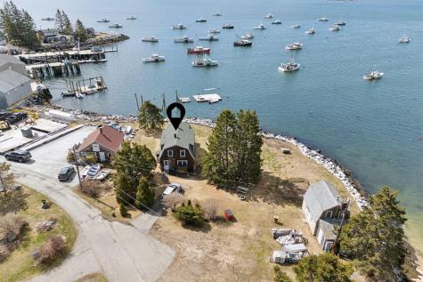 8 Powderhouse Cove Road South Thomaston ME 04858