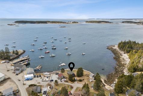 8 Powderhouse Cove Road South Thomaston ME 04858