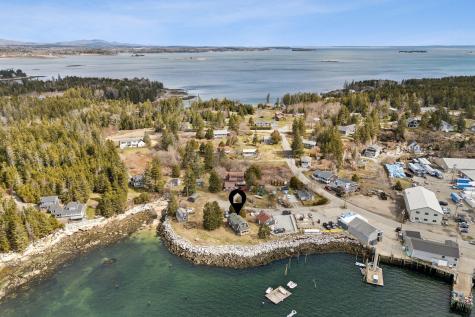 8 Powderhouse Cove Road South Thomaston ME 04858