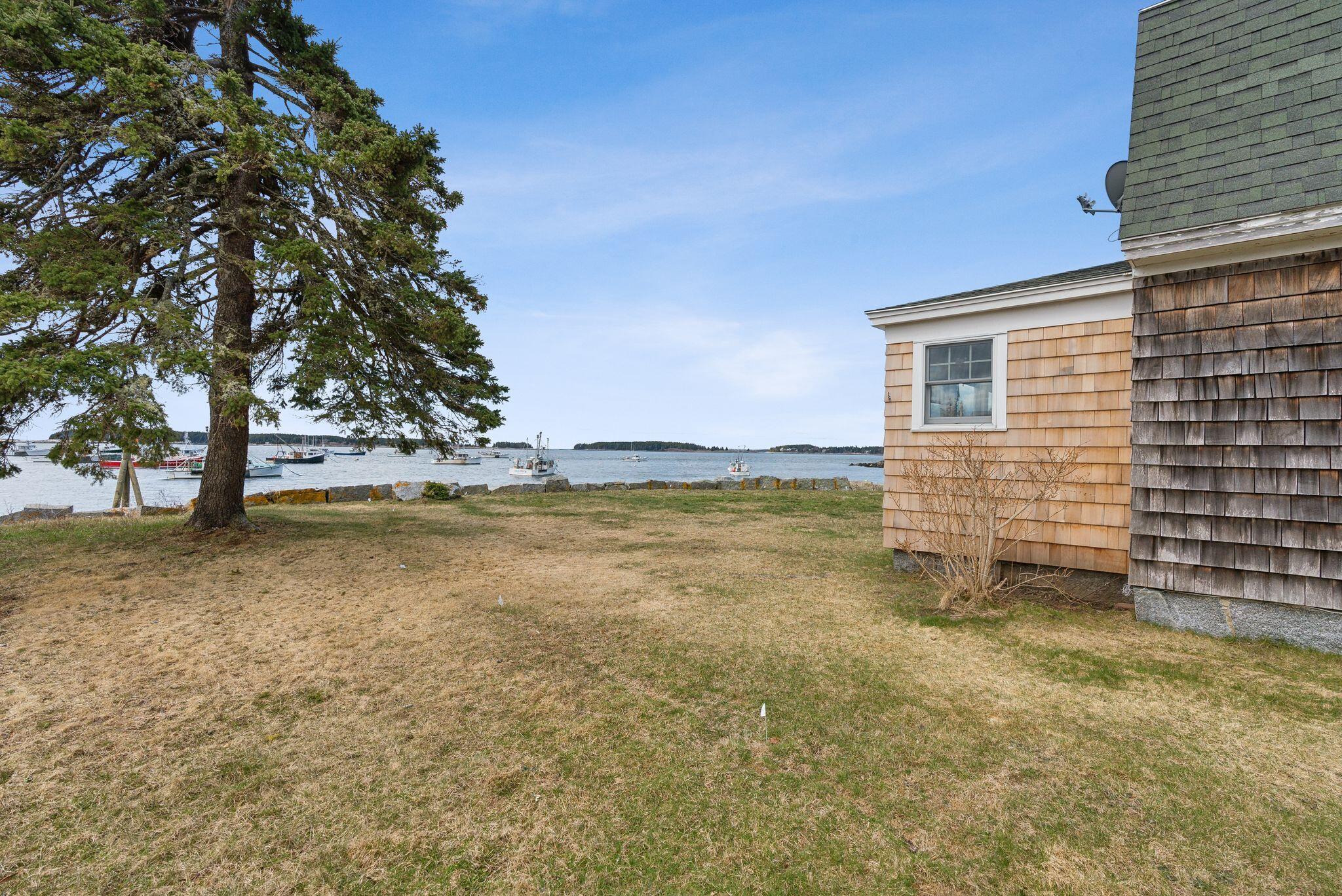 8 Powderhouse Cove Road South Thomaston ME 04858