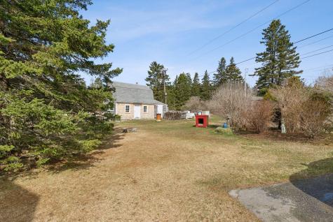 8 Powderhouse Cove Road South Thomaston ME 04858