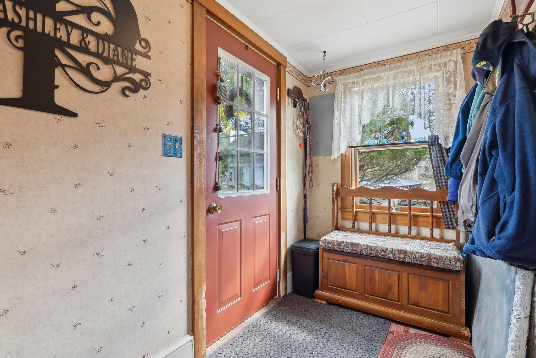 8 Powderhouse Cove Road South Thomaston ME 04858