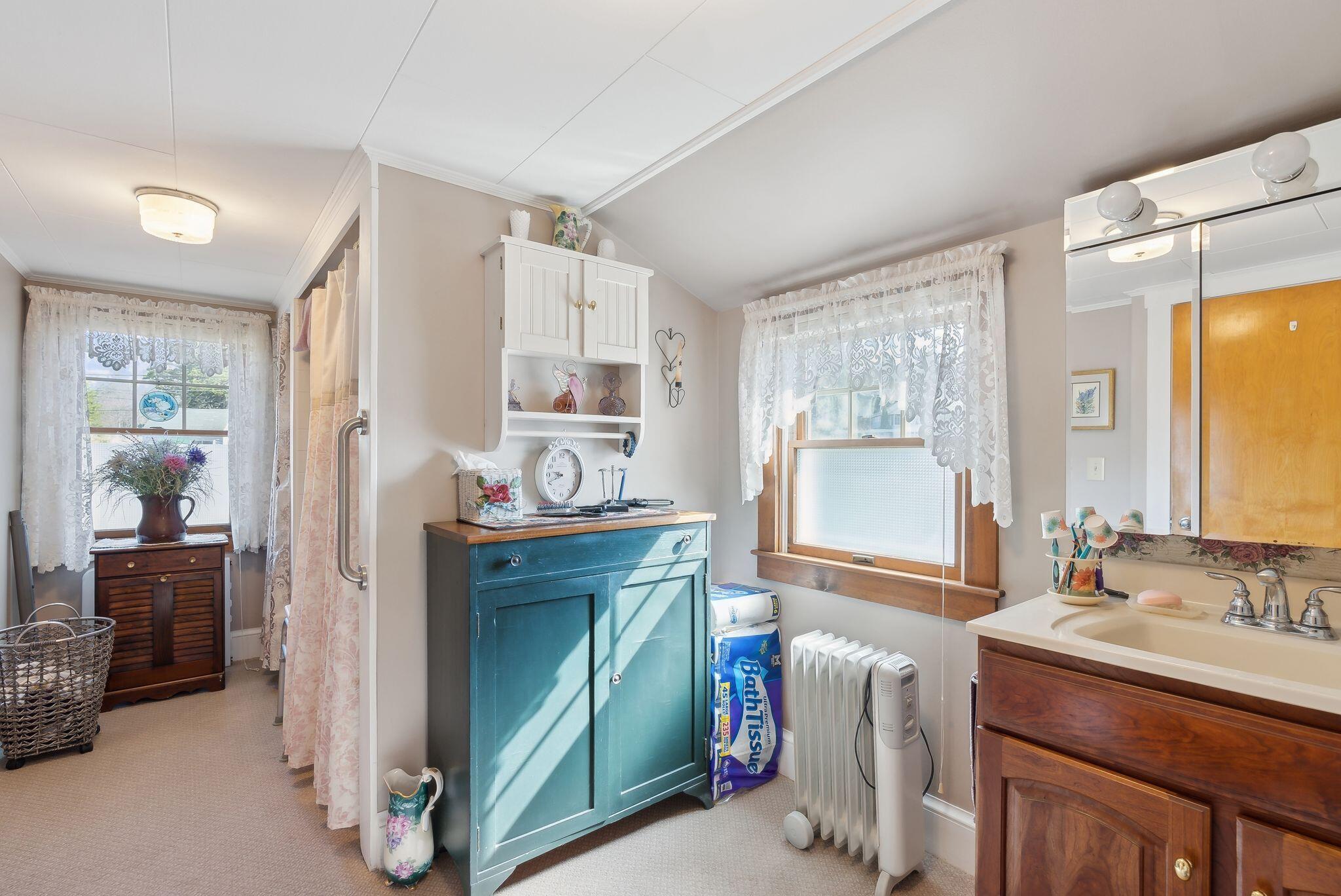 8 Powderhouse Cove Road South Thomaston ME 04858