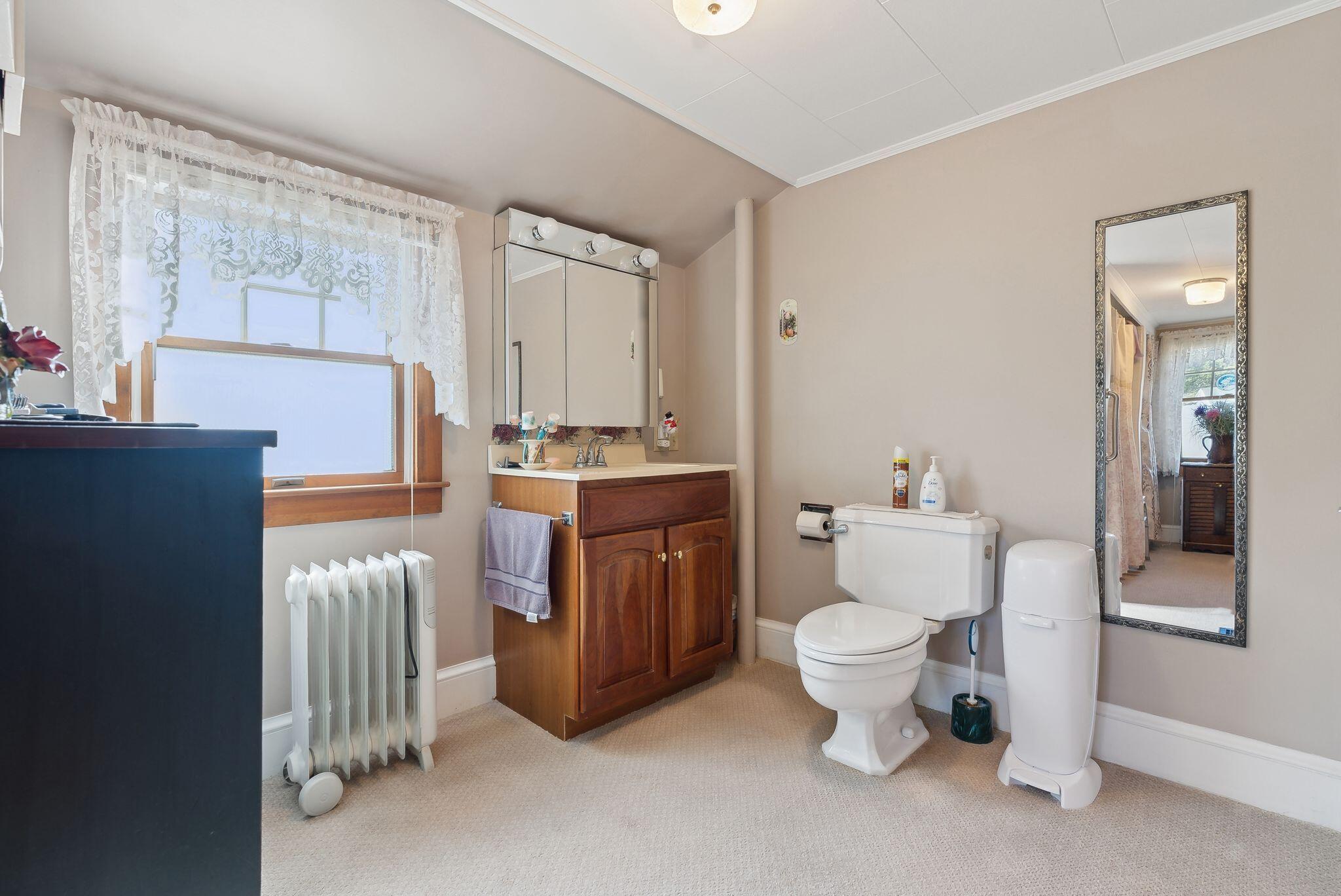 8 Powderhouse Cove Road South Thomaston ME 04858