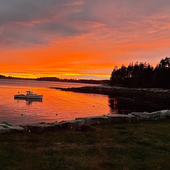 8 Powderhouse Cove Road South Thomaston ME 04858