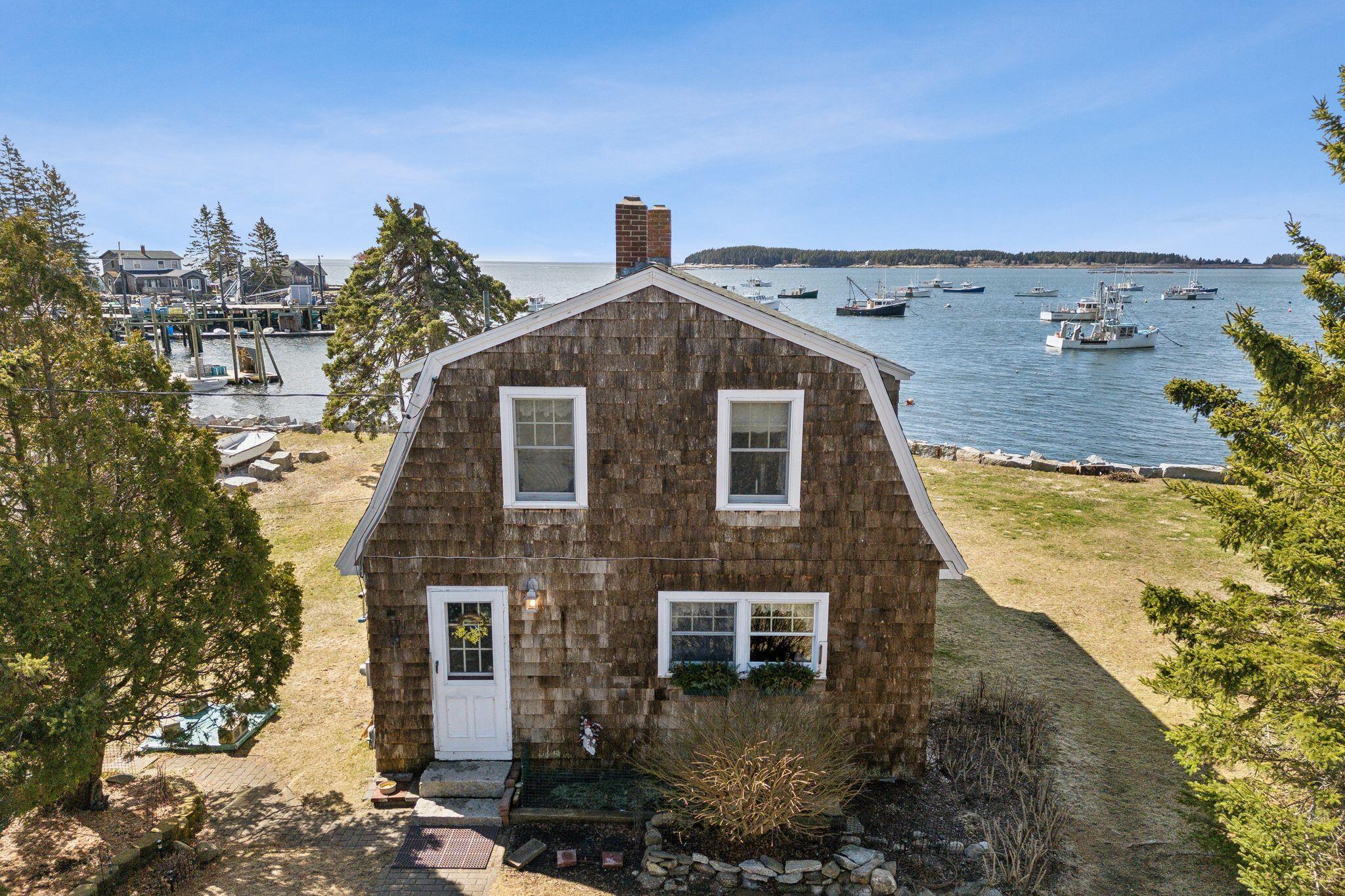 8 Powderhouse Cove Road South Thomaston ME 04858