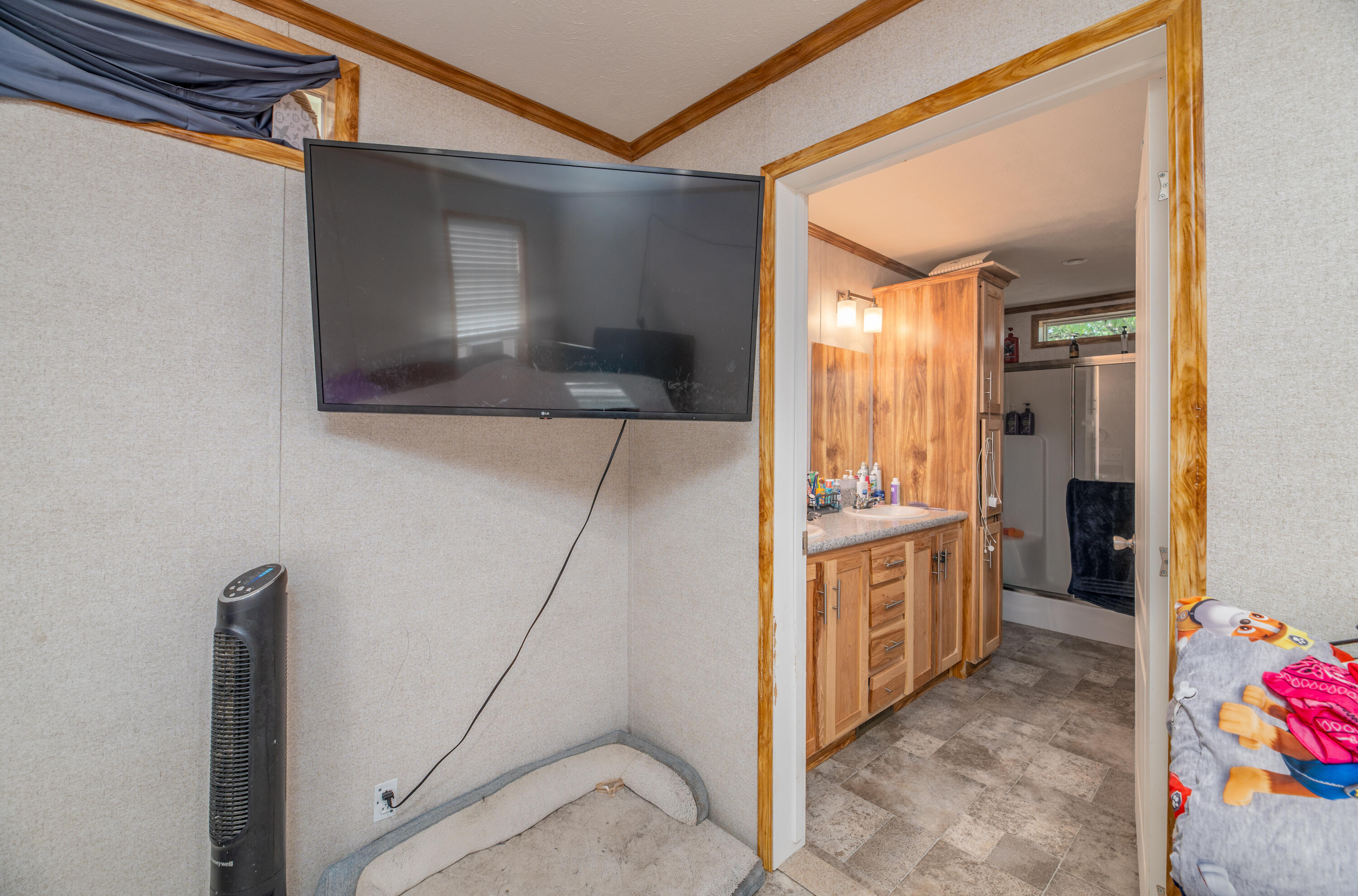 199 Neck Road Benton ME 04901