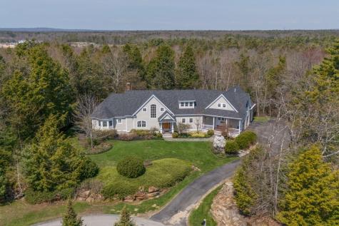 37 Mary Lane Cumberland ME 04110