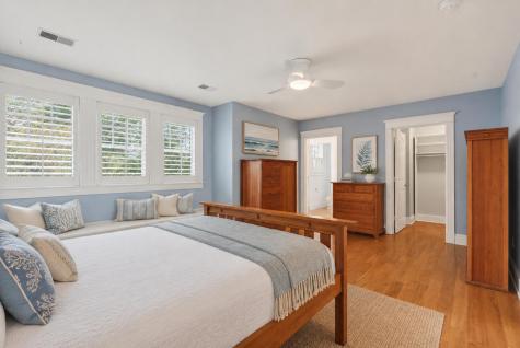 37 Mary Lane Cumberland ME 04110