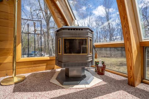 1522 Pushaw Road Glenburn ME 04401