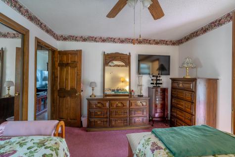 1522 Pushaw Road Glenburn ME 04401