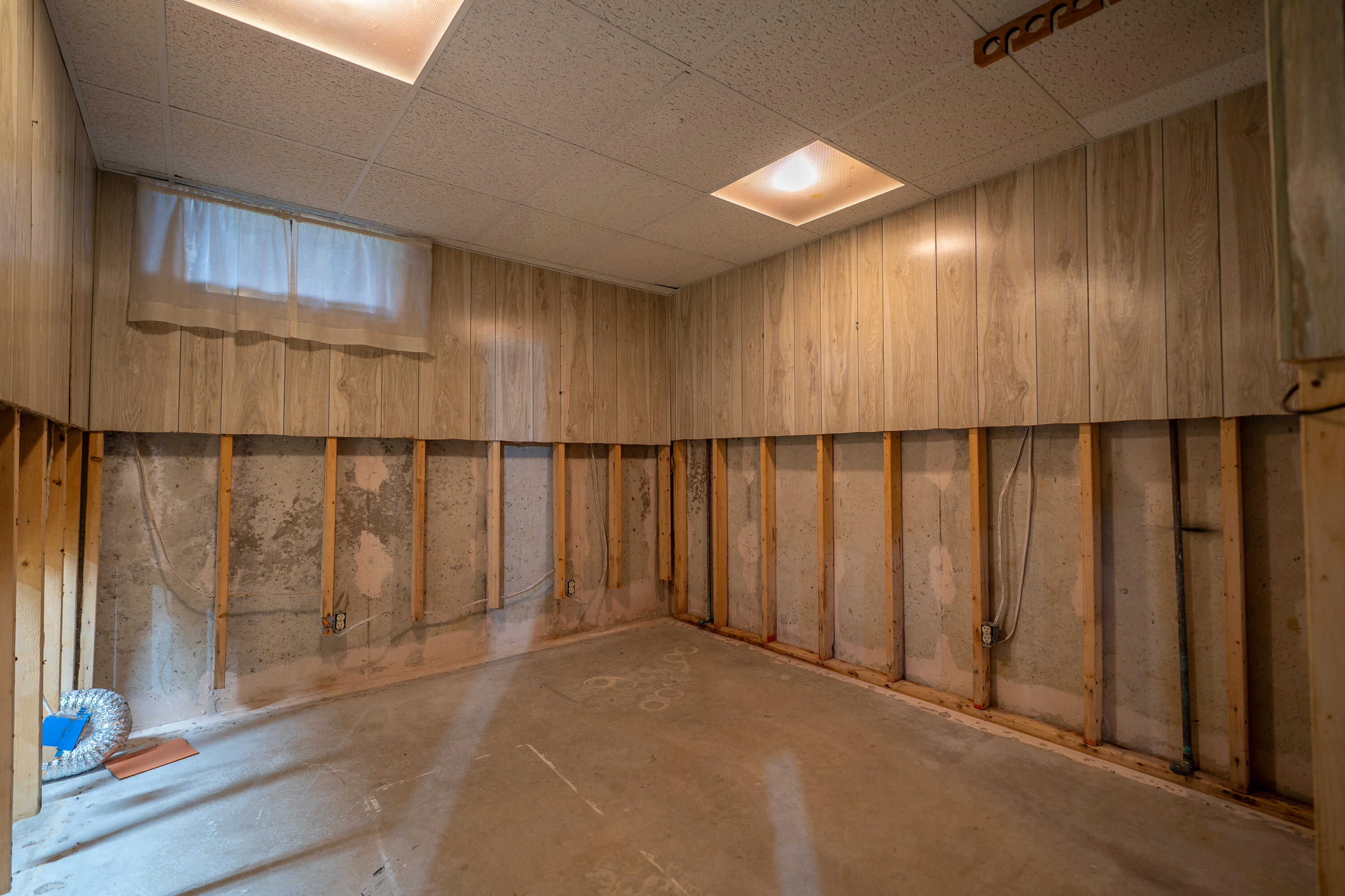 1522 Pushaw Road Glenburn ME 04401