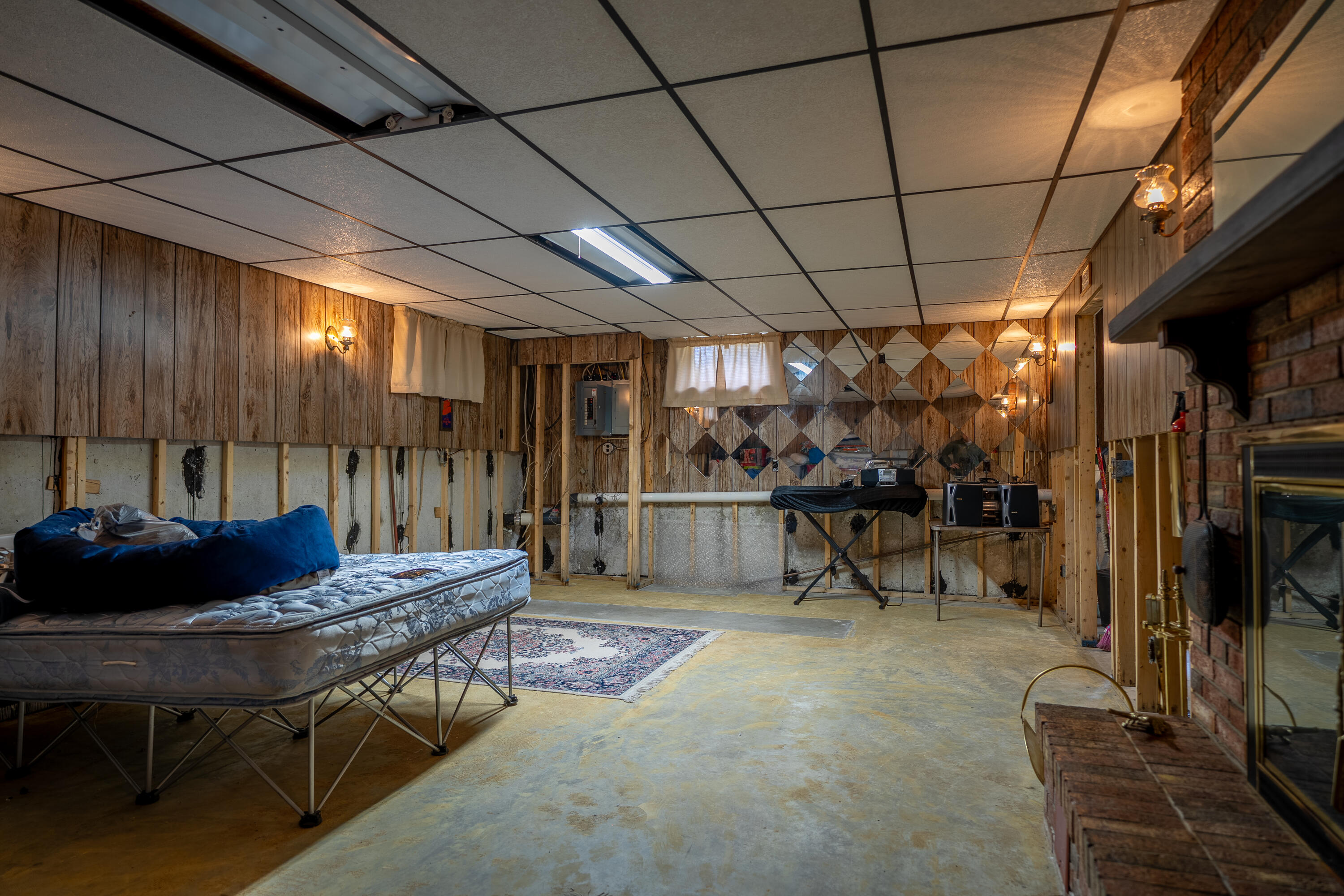 1522 Pushaw Road Glenburn ME 04401