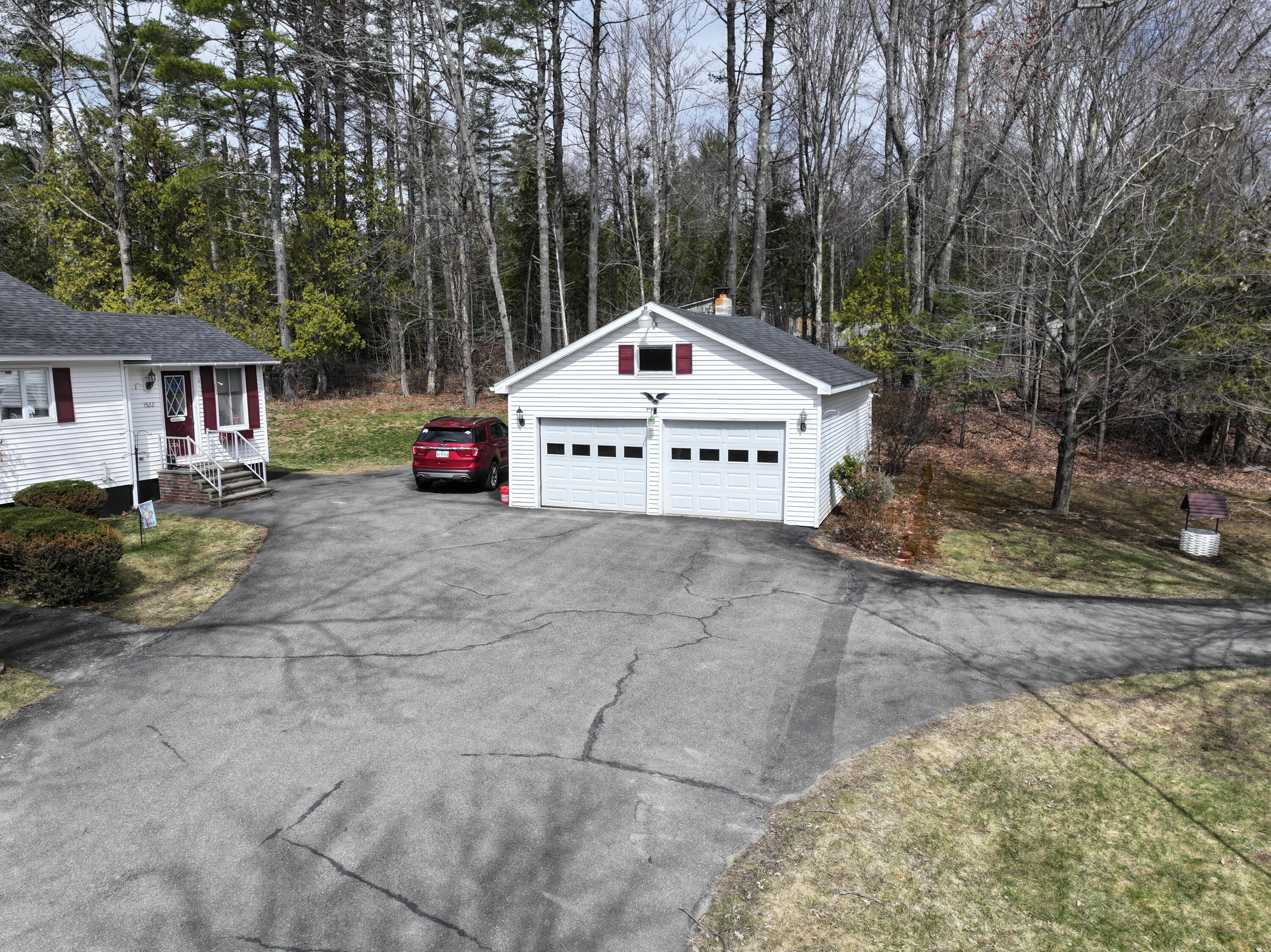 1522 Pushaw Road Glenburn ME 04401