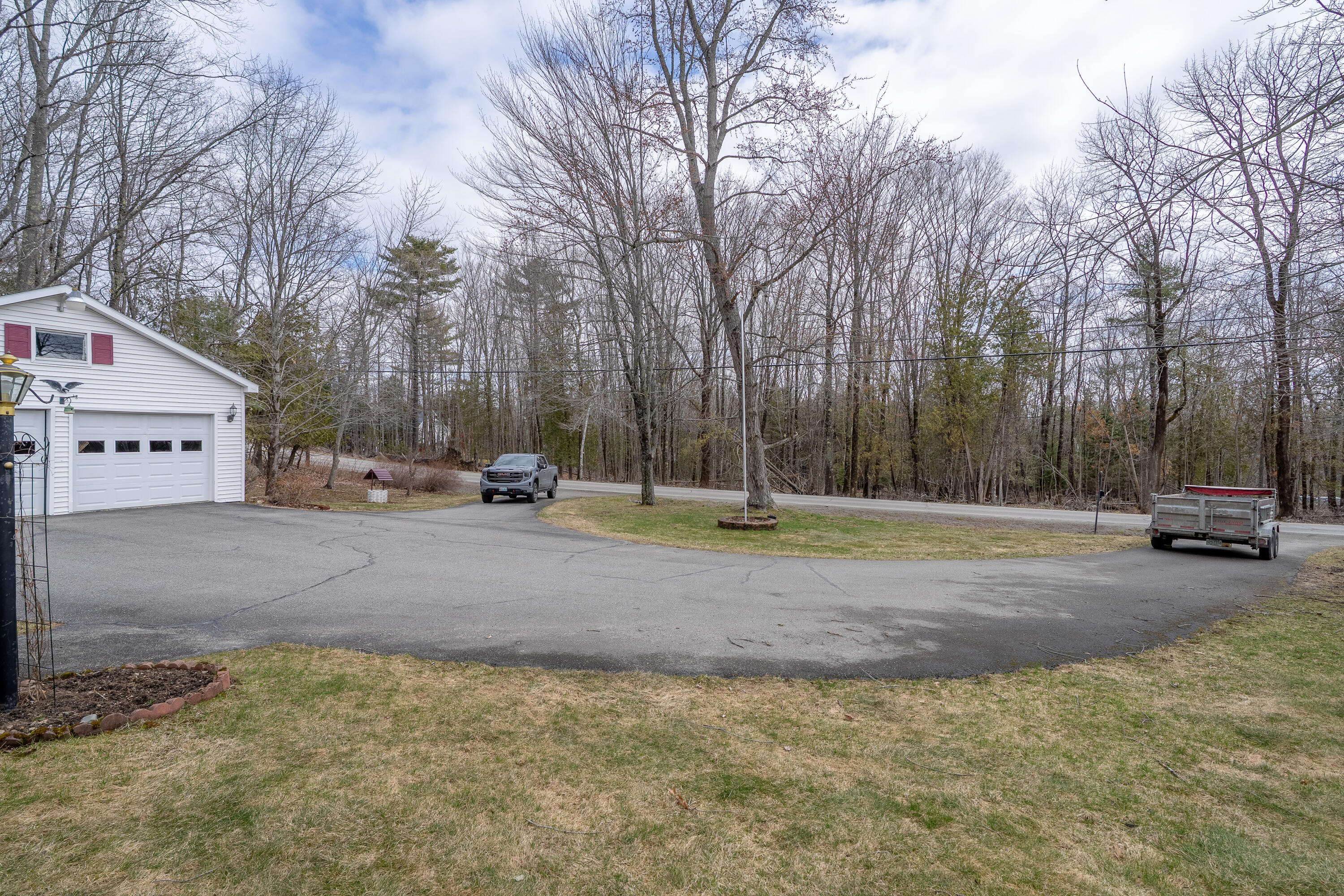 1522 Pushaw Road Glenburn ME 04401