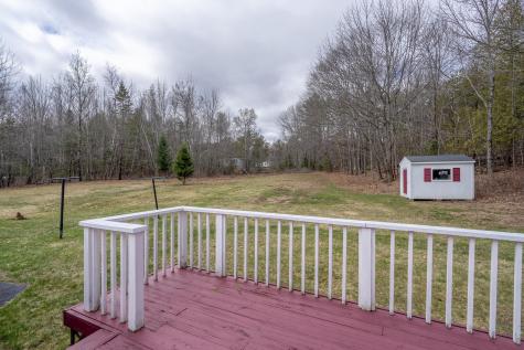 1522 Pushaw Road Glenburn ME 04401