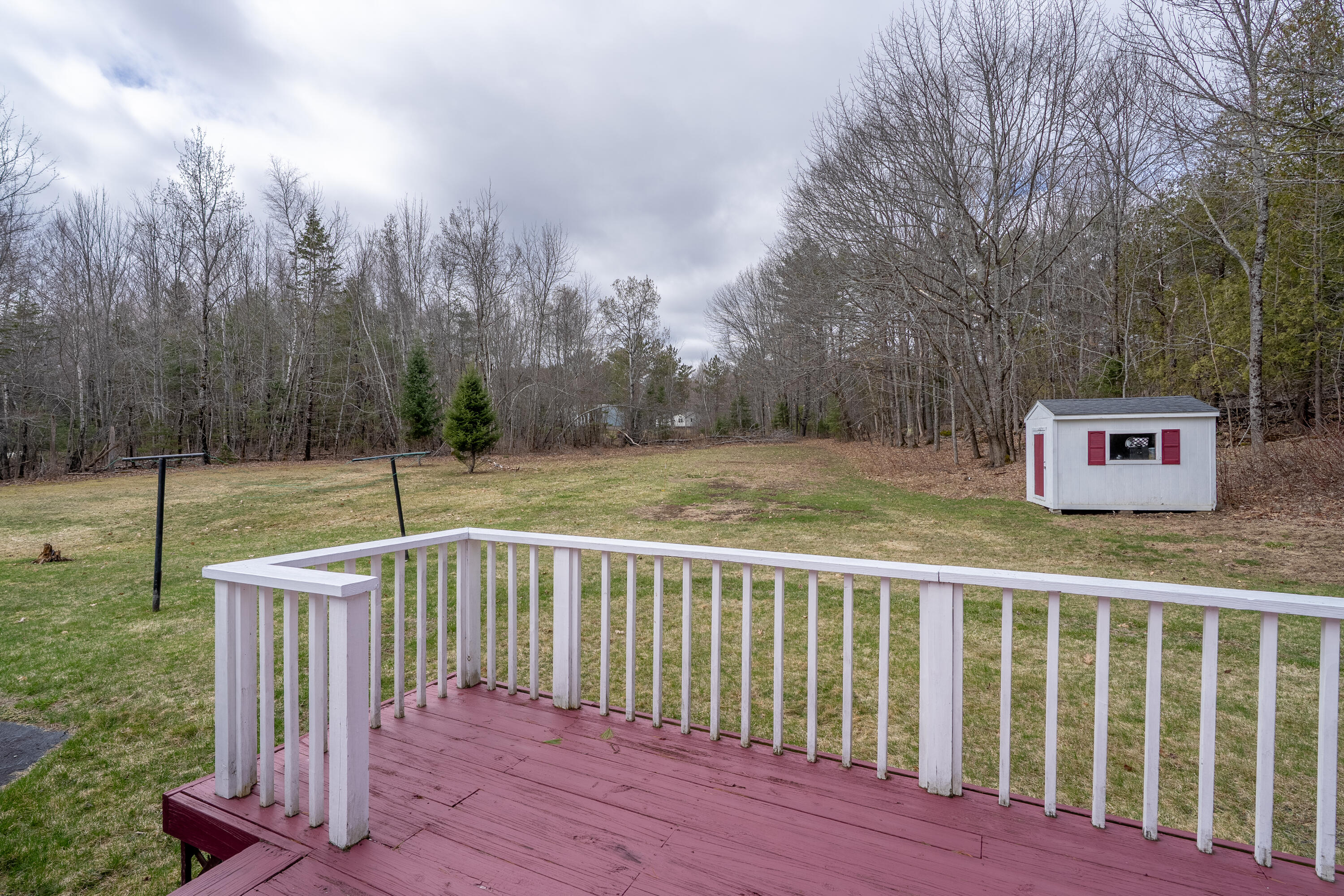 1522 Pushaw Road Glenburn ME 04401