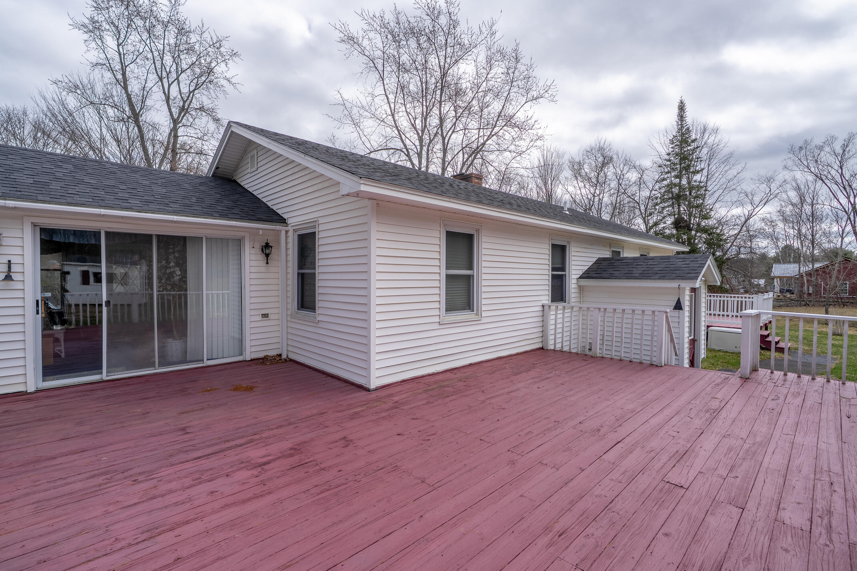 1522 Pushaw Road Glenburn ME 04401
