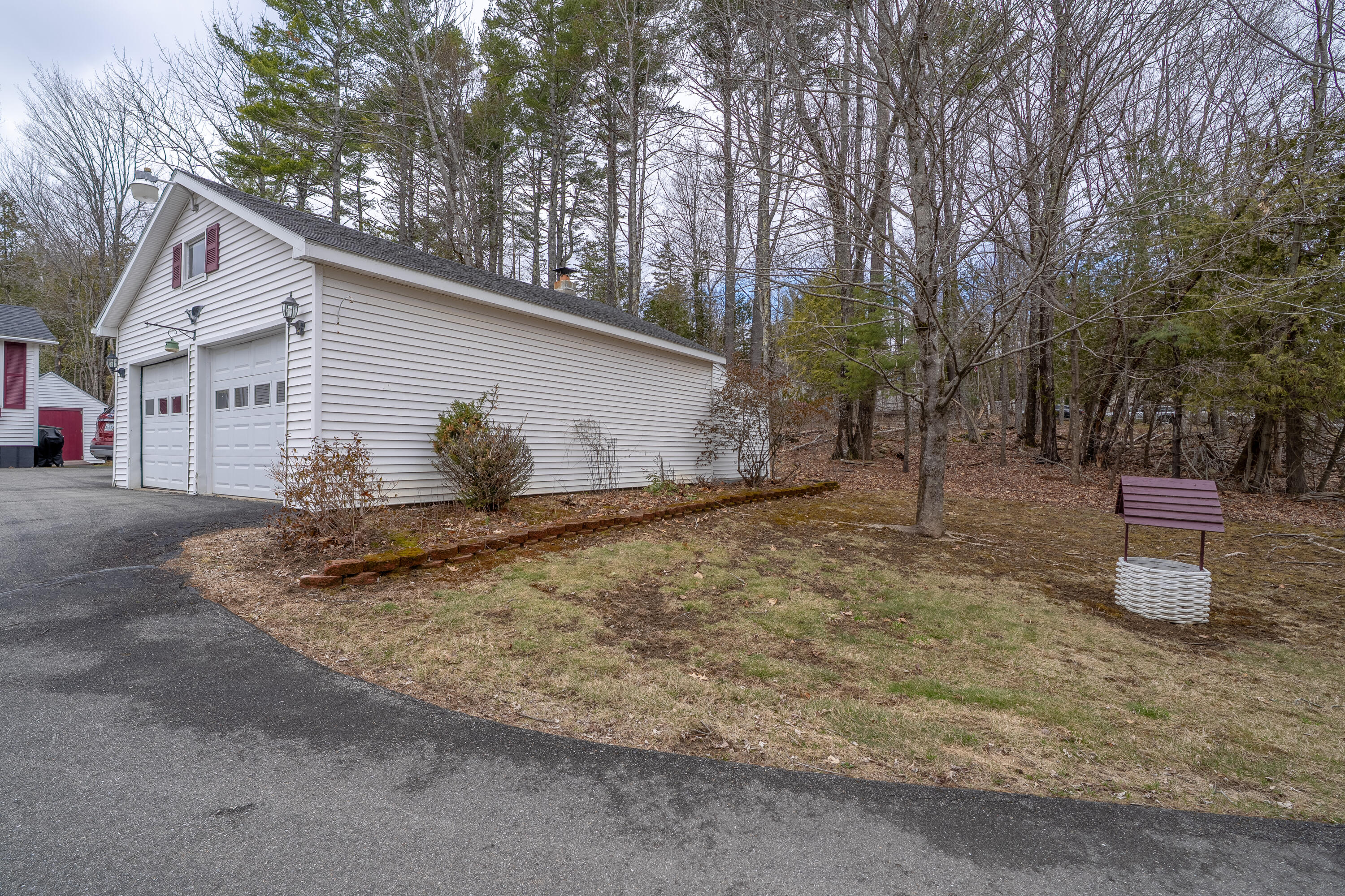 1522 Pushaw Road Glenburn ME 04401