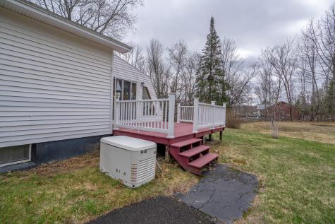 1522 Pushaw Road Glenburn ME 04401