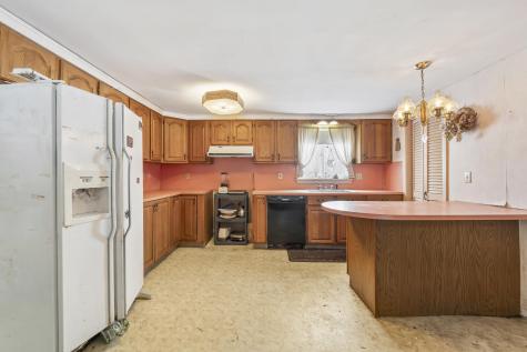 79 Harrison Avenue Gardiner ME 04345