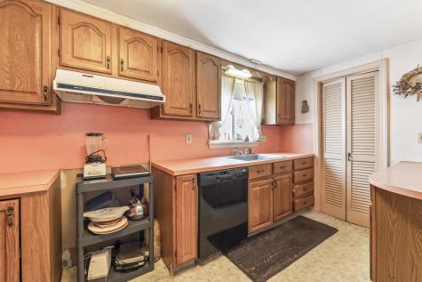 79 Harrison Avenue Gardiner ME 04345