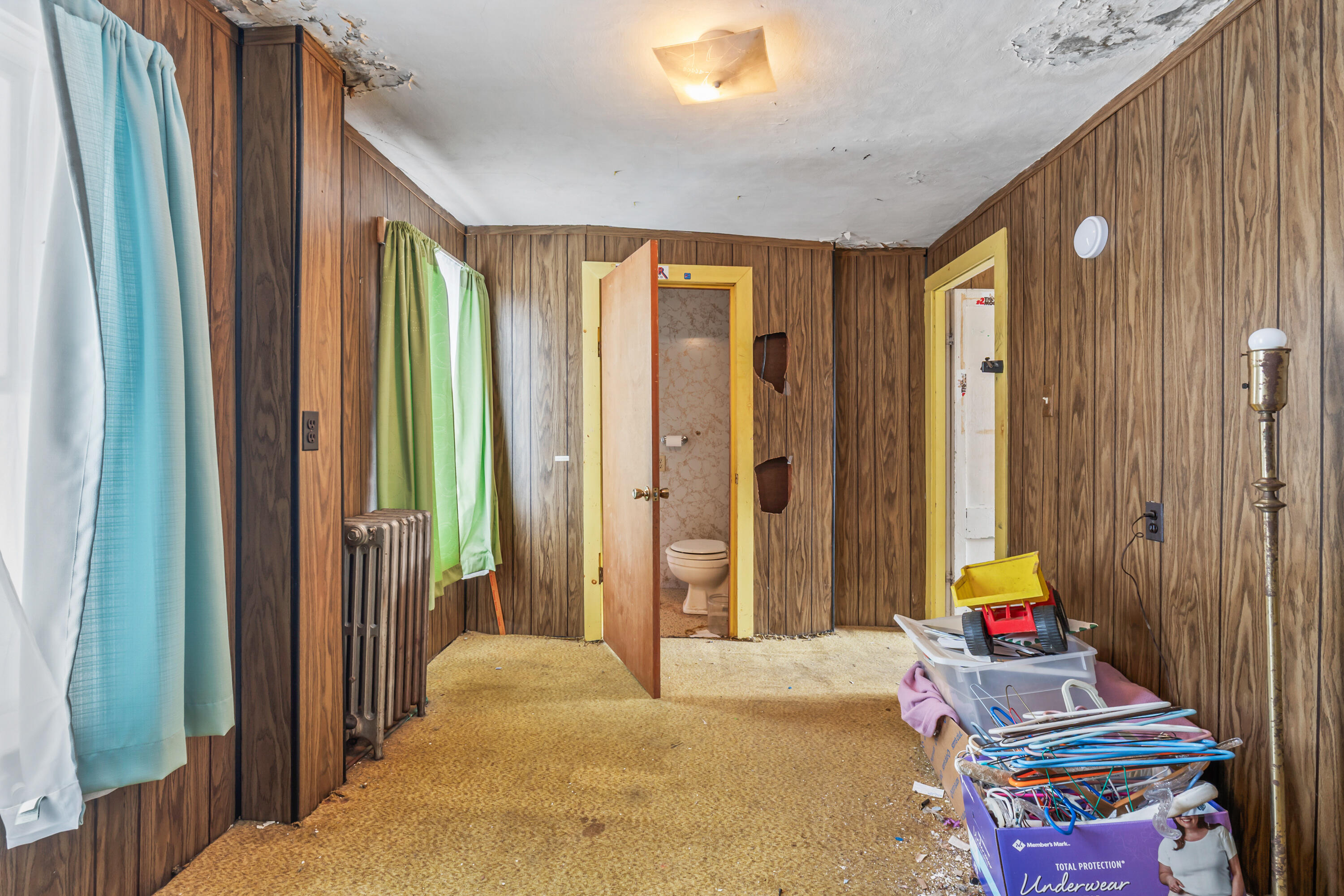 79 Harrison Avenue Gardiner ME 04345