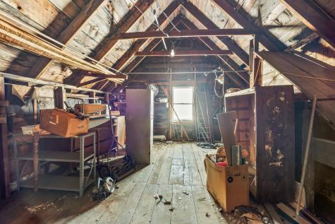 79 Harrison Avenue Gardiner ME 04345