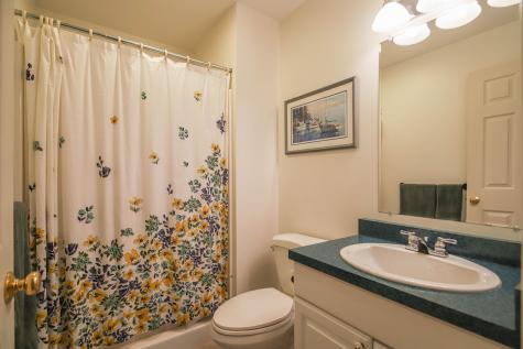 17 Village Brook Road Yarmouth ME 04096