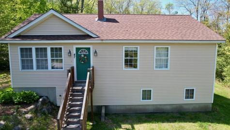 47 Taylor Lane Naples ME 04055