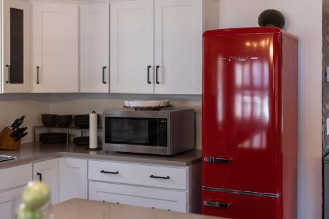 22 Oceanside Avenue W York ME 03909